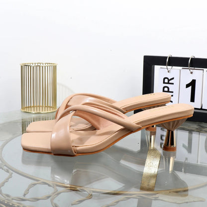 Well Tailored Sandals with a Graceful Silhouette