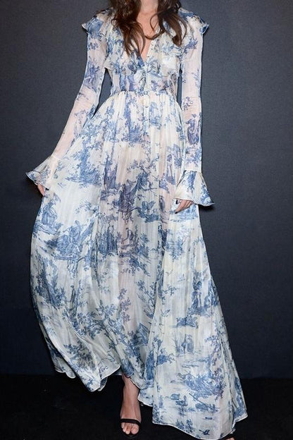 Gracefully Styled Dress for Any Occasion