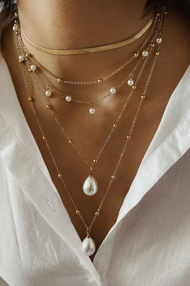 Beautifully Finished Garment in a Timeless Design
