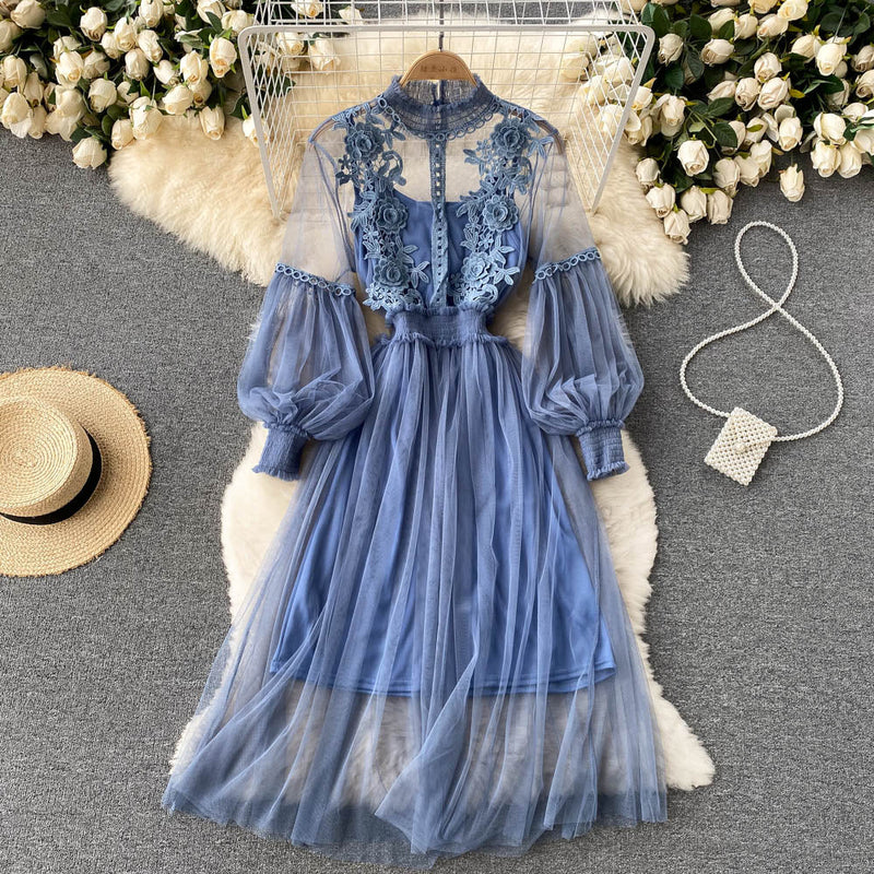 Classic Vintage Dress with a Flattering Fit