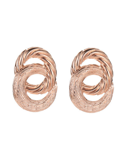 Effortlessly Elegant Garment with a Timeless Design