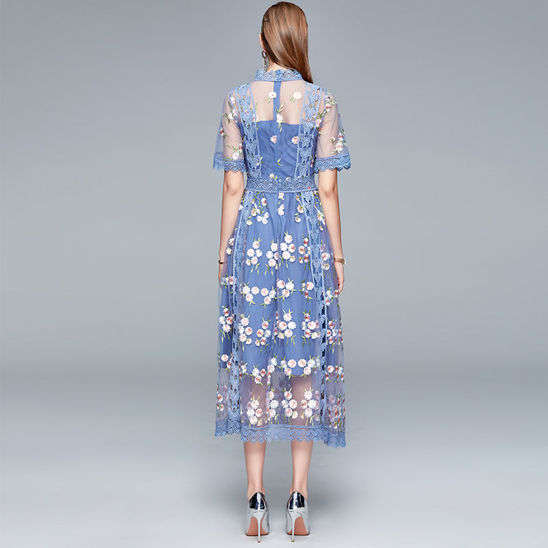 Sophisticated Dress with a Clean Classic Look