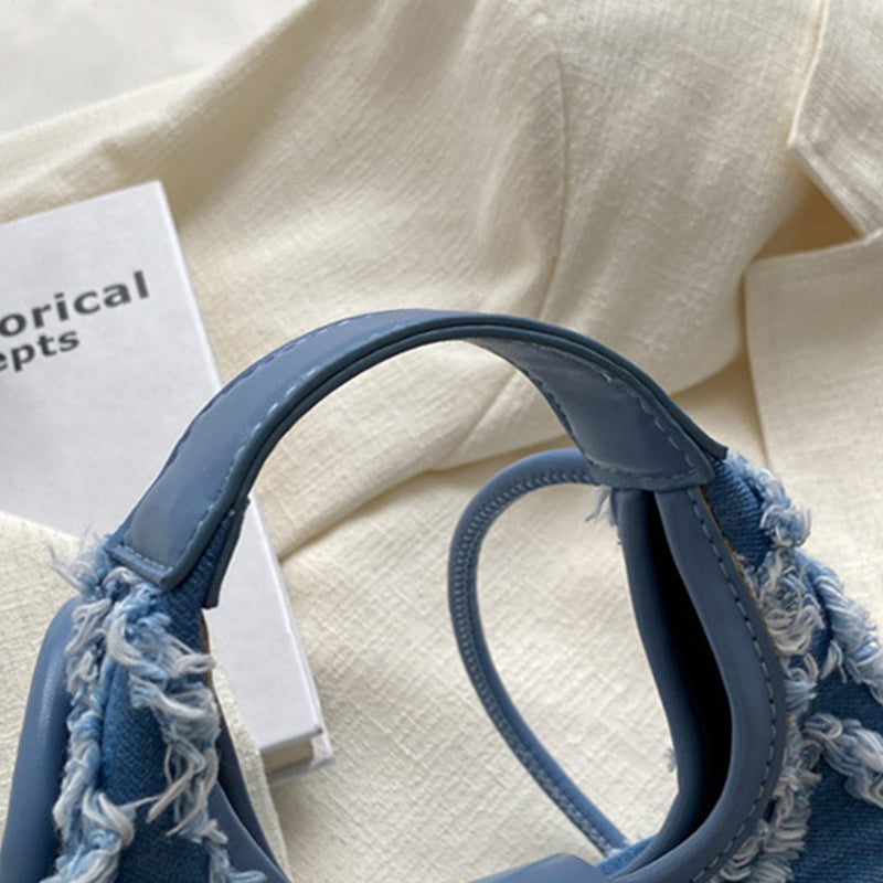 Beautifully Finished Bag in a Timeless Design