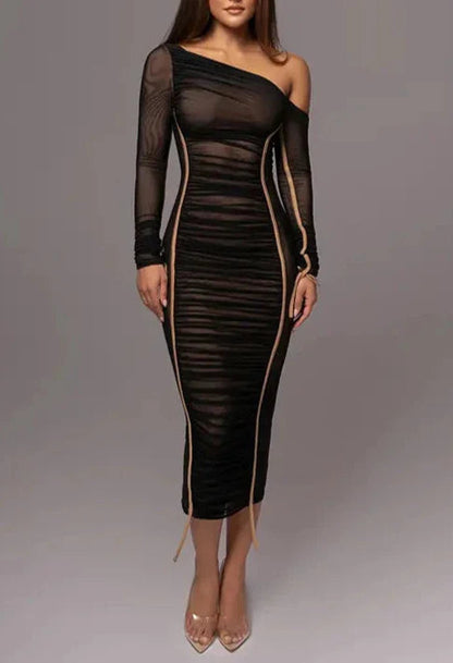 Effortlessly Elegant Dress with a Timeless Design