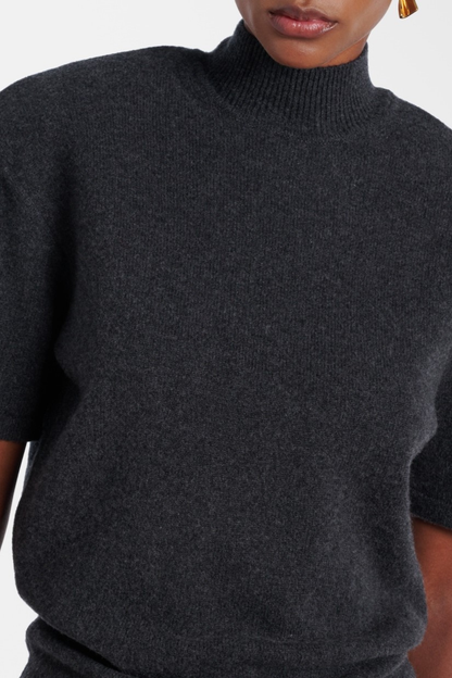 Classic Vintage Sweater with a Flattering Fit
