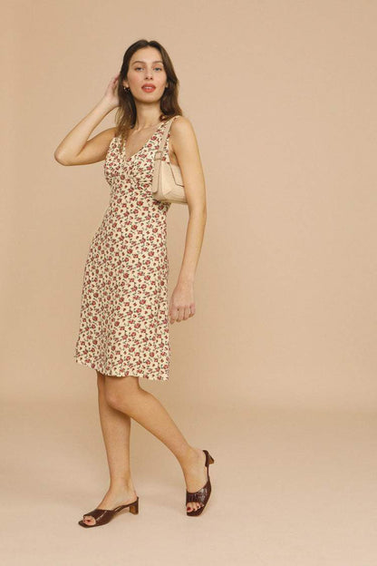 Classic Vintage & Enduringly Stylish Dress