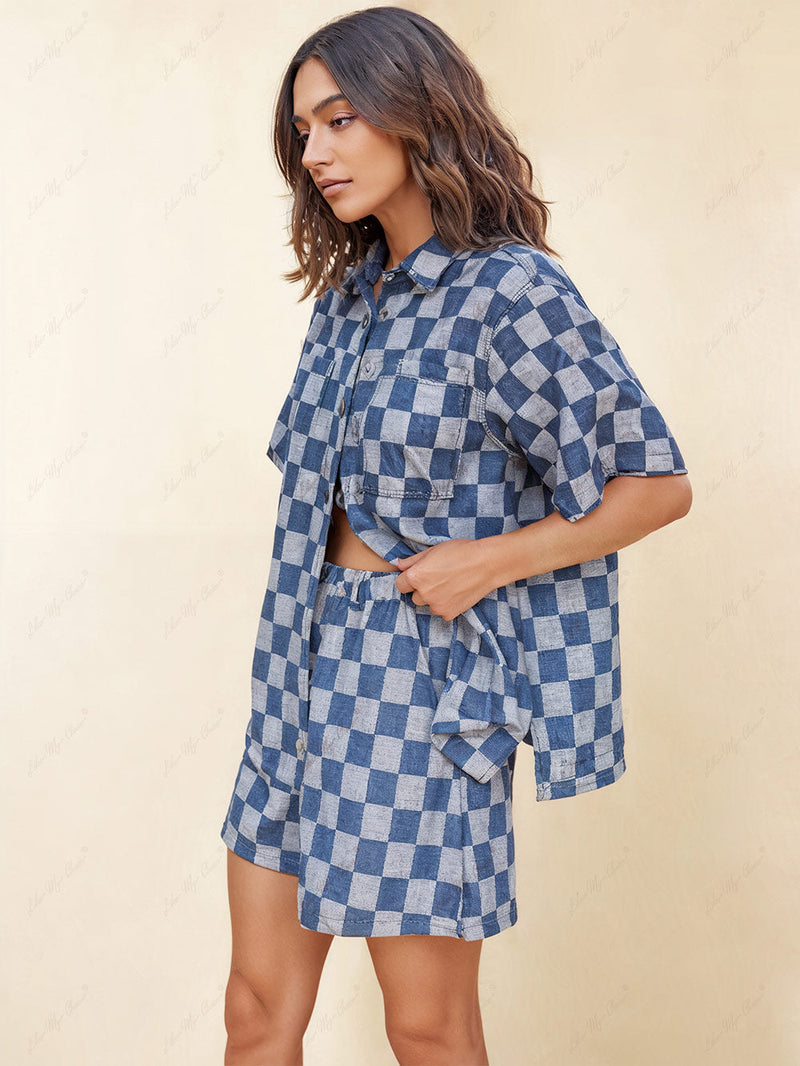 Gracefully Styled Garment for Any Occasion