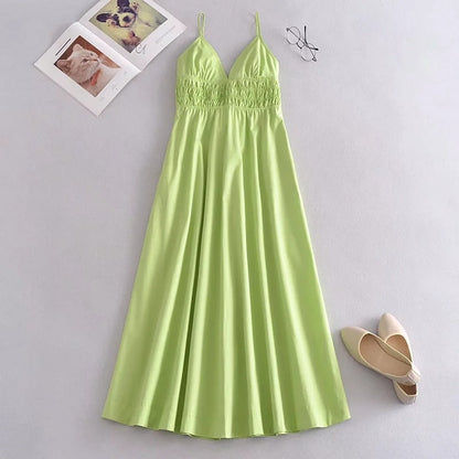 Polished Dress with an Effortless Classic Look
