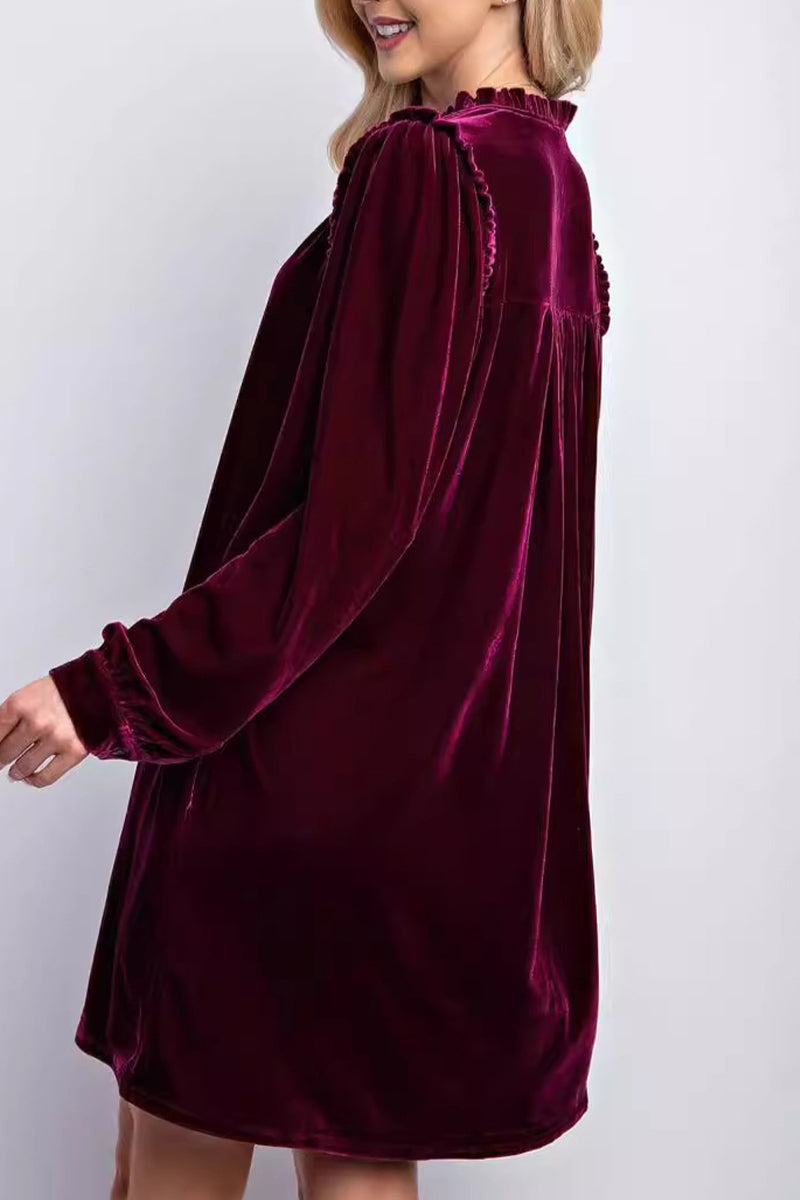 A Vintage Style Dress with Delicate Timeless Details