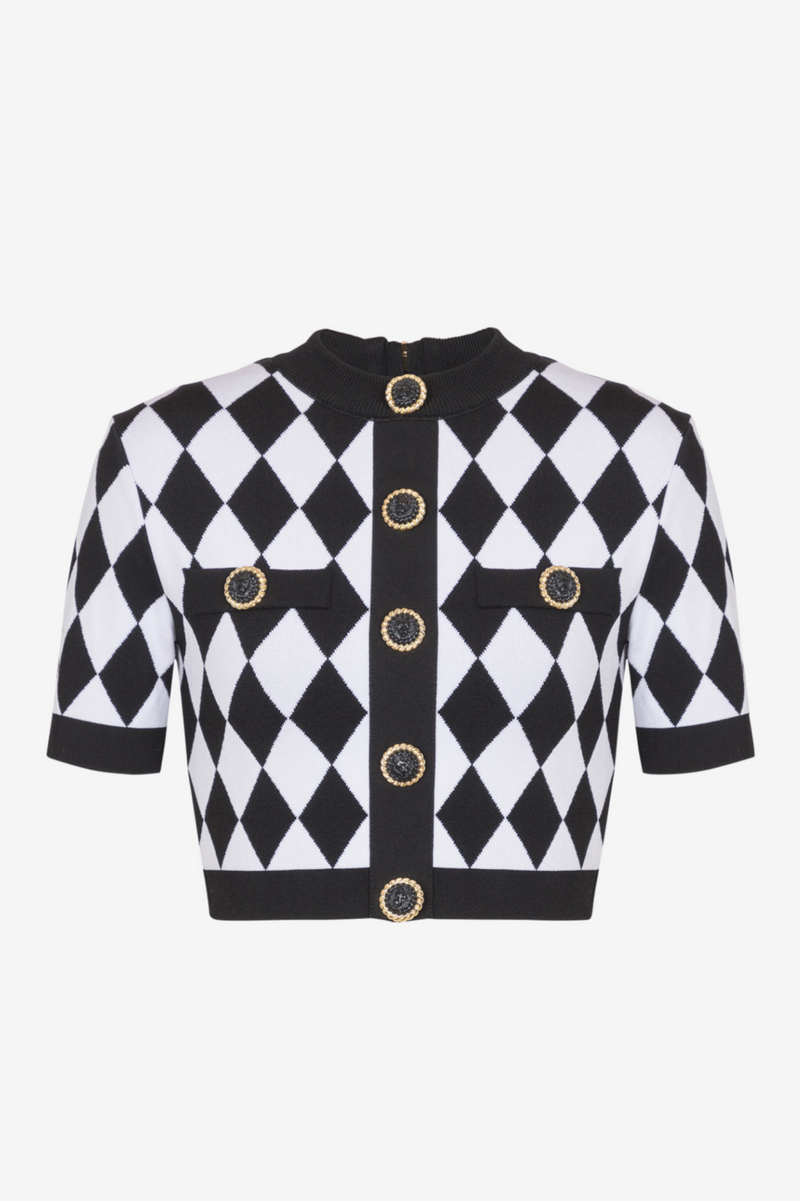 Gracefully Styled Garment for Any Occasion