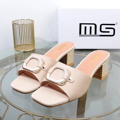 Classic Vintage Sandals with a Flattering Fit
