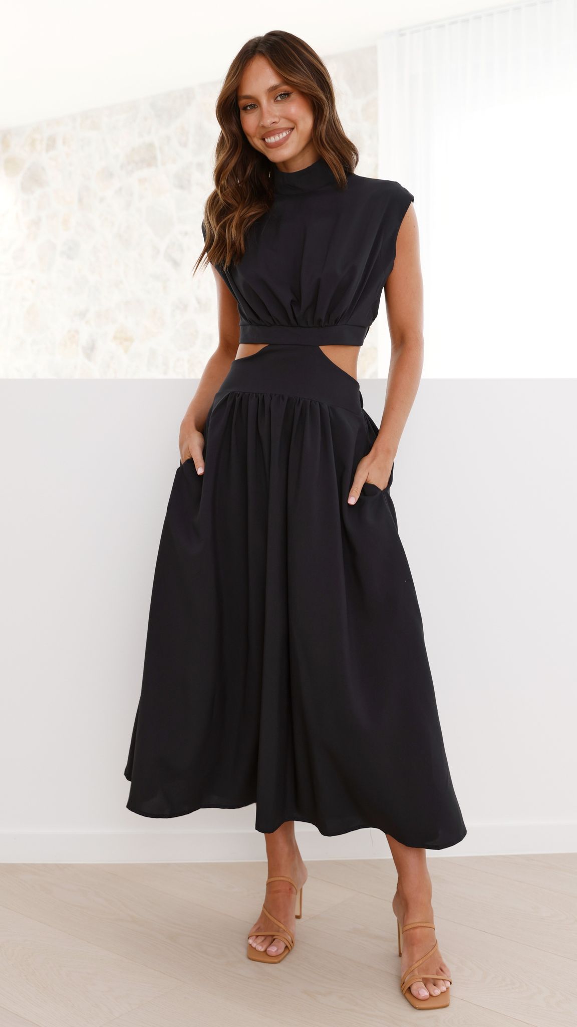 Sophisticated Dress with a Clean Classic Look