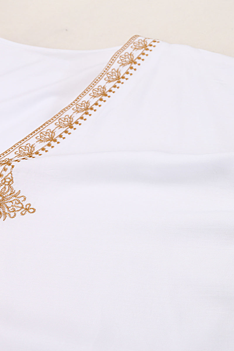 Effortlessly Elegant Garment with a Timeless Design