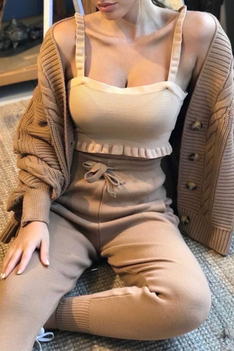 Gracefully Styled Garment for Any Occasion