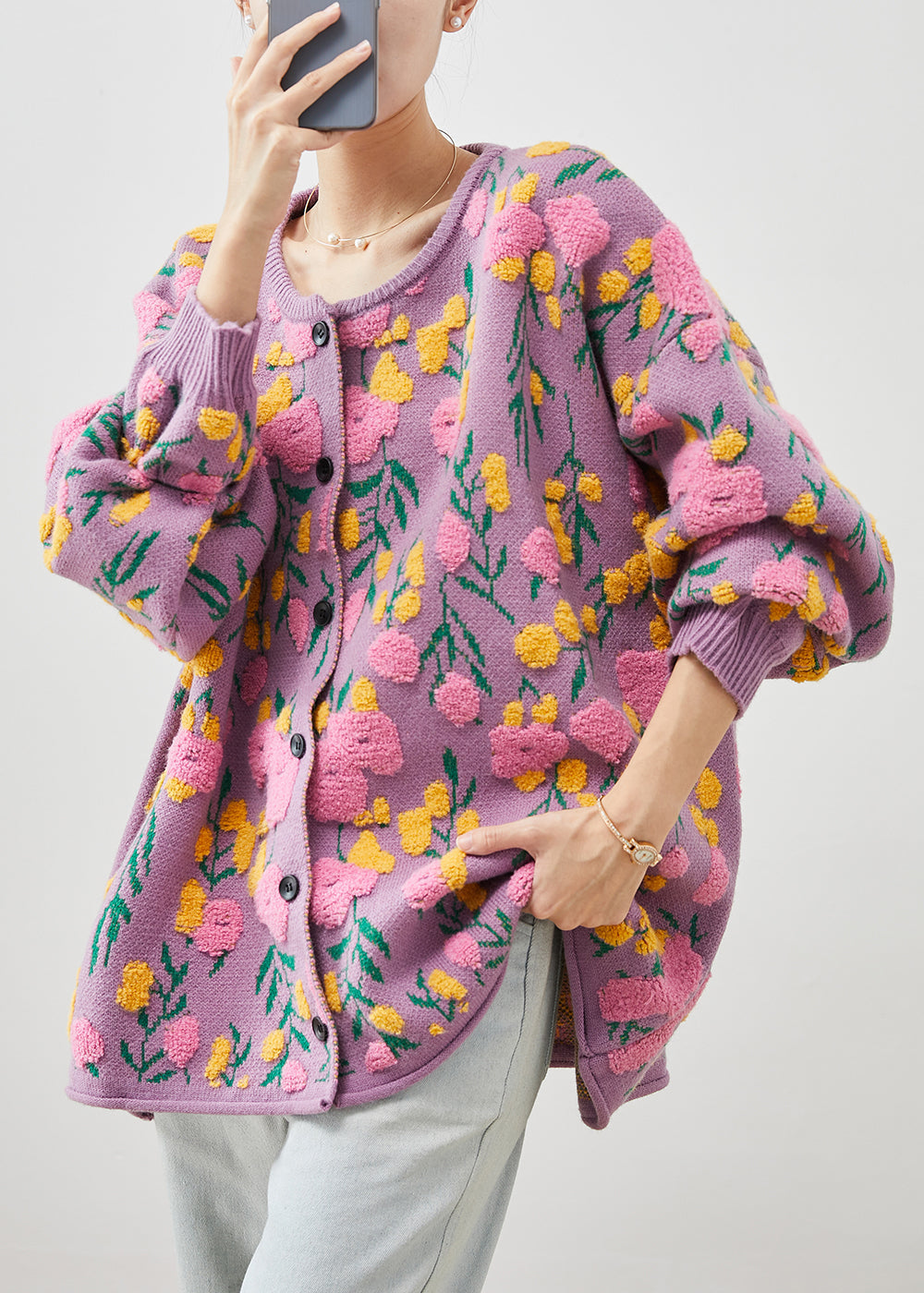 Gracefully Styled Cardigan for Any Occasion