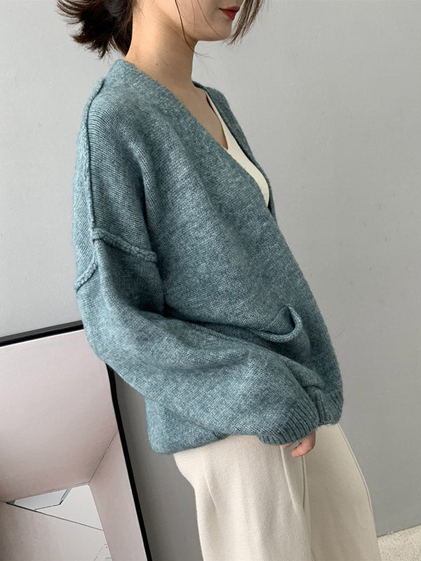 Classic Vintage Cardigan with a Flattering Fit