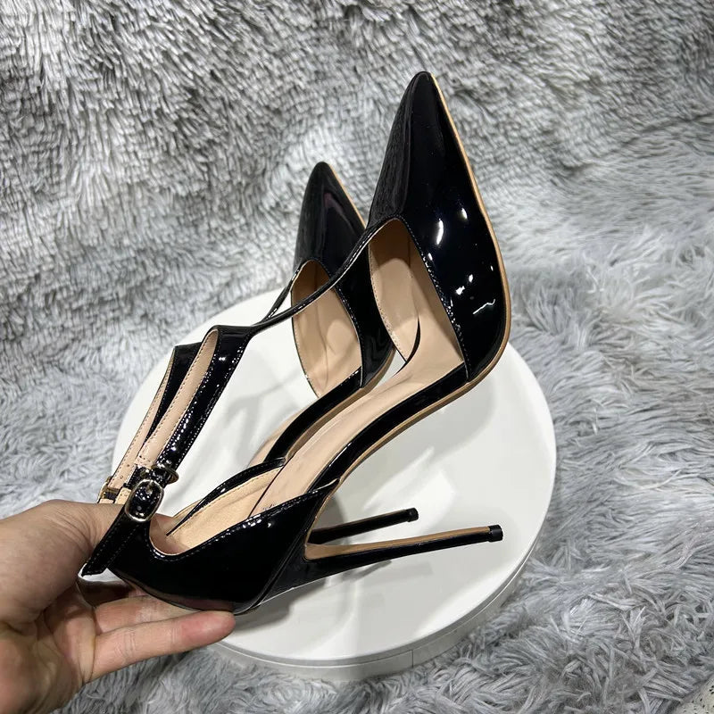 Elegantly Styled Shoes for Everyday Wear