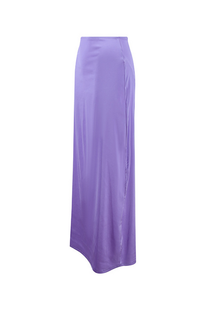 Sophisticated Garment with a Clean Classic Look