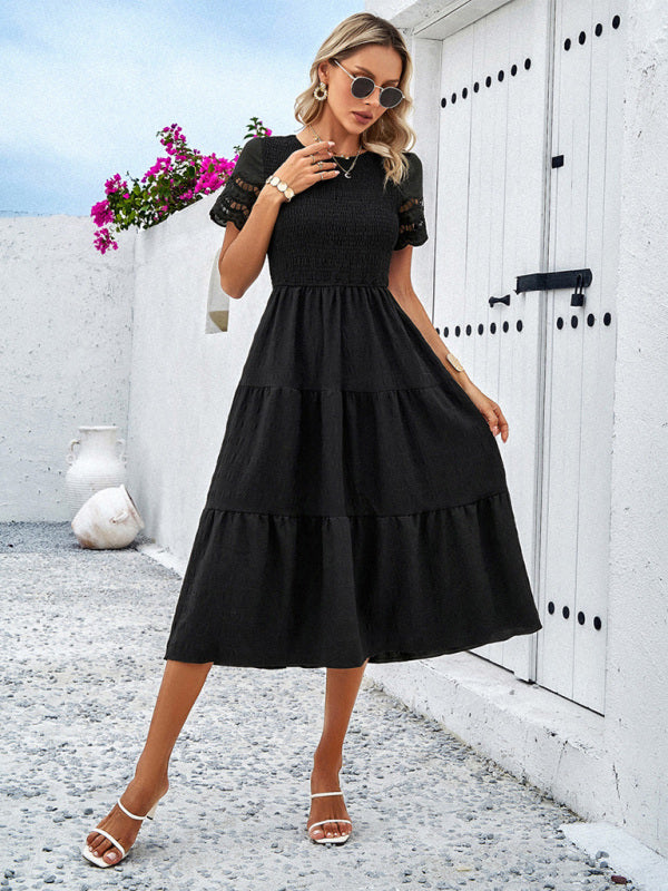 Effortlessly Elegant Dress with a Timeless Design