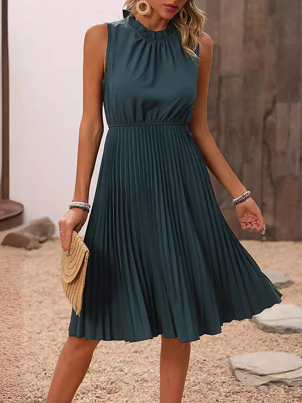 Sophisticated Dress with a Clean Classic Look