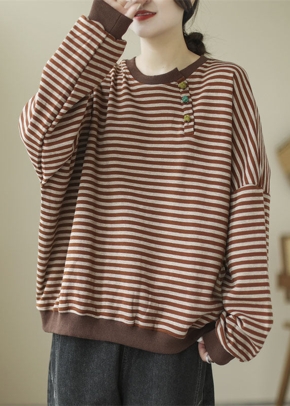 Classic Vintage Shirt with a Flattering Fit