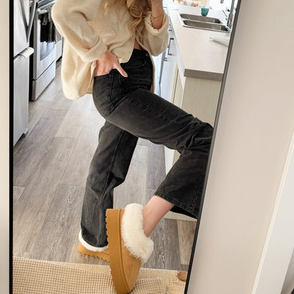 Gracefully Styled Garment for Any Occasion