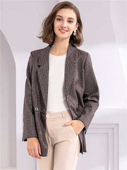 Well Tailored Garment with a Graceful Silhouette