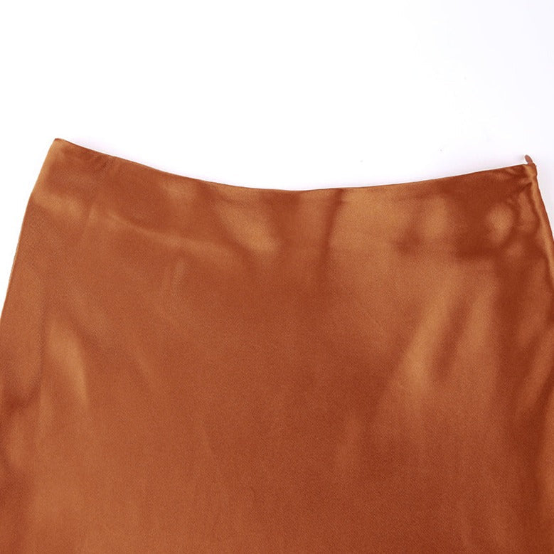 Well Tailored Garment with a Graceful Silhouette