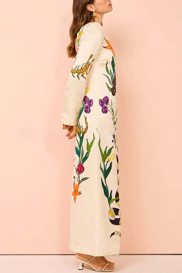 Beautifully Finished Dress in a Timeless Design