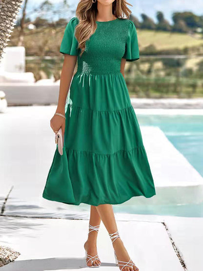 Gracefully Styled Dress for Any Occasion