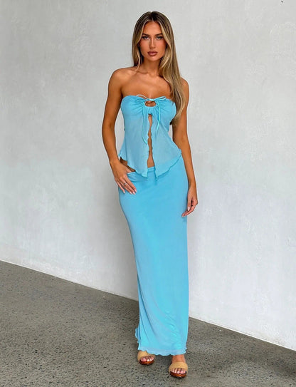 Gracefully Styled Garment for Any Occasion