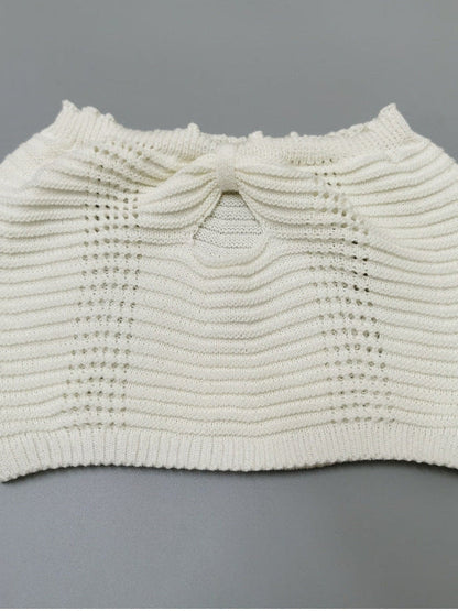 Effortlessly Elegant Top with a Timeless Design