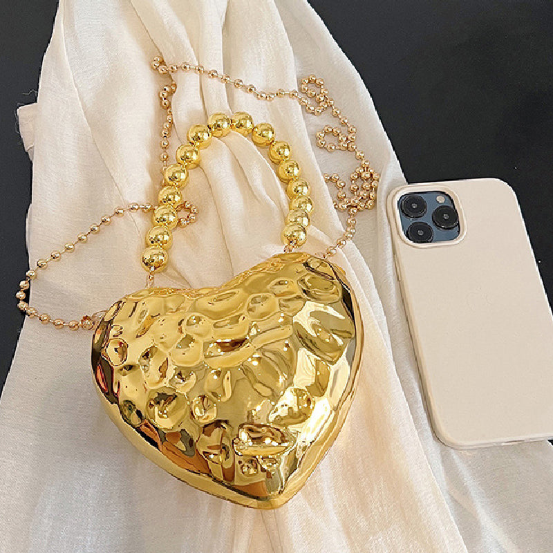 A Vintage Style Bag with Delicate Timeless Details