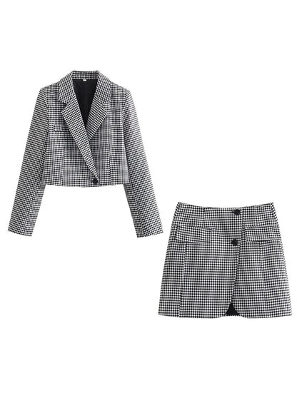 Polished Garment with an Effortless Classic Look