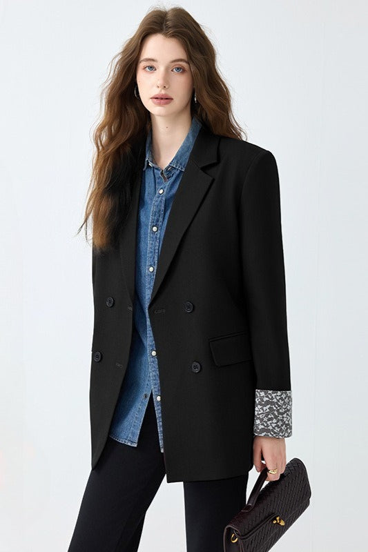 Sophisticated Garment with a Clean Classic Look