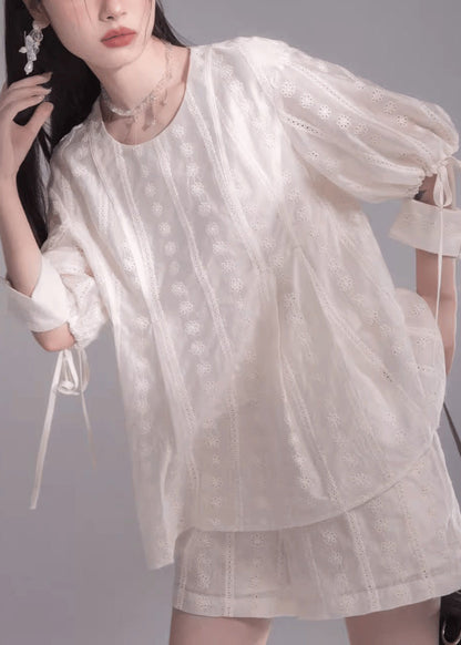 Beautifully Finished Top in a Timeless Design