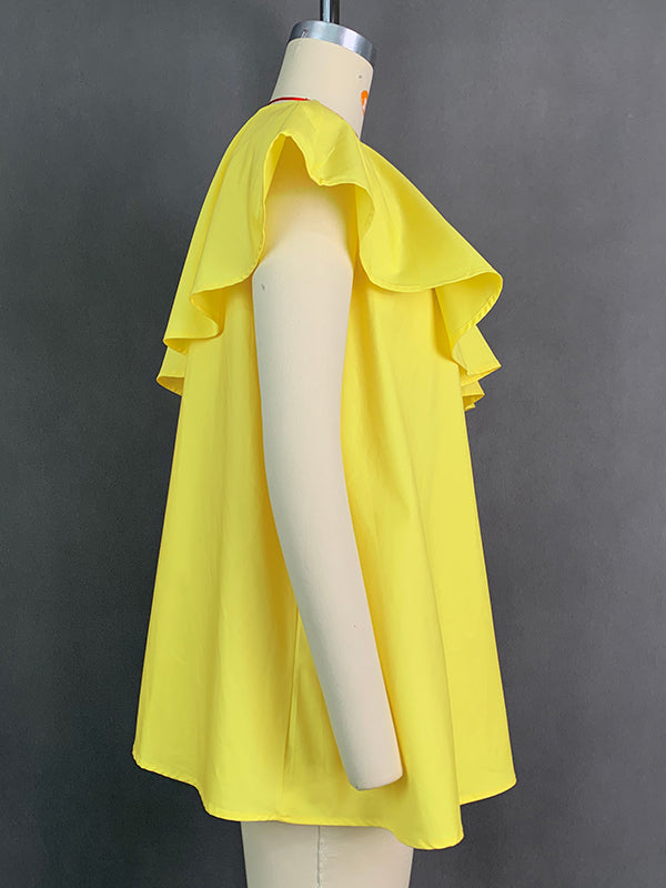 Well Tailored Top with a Graceful Silhouette