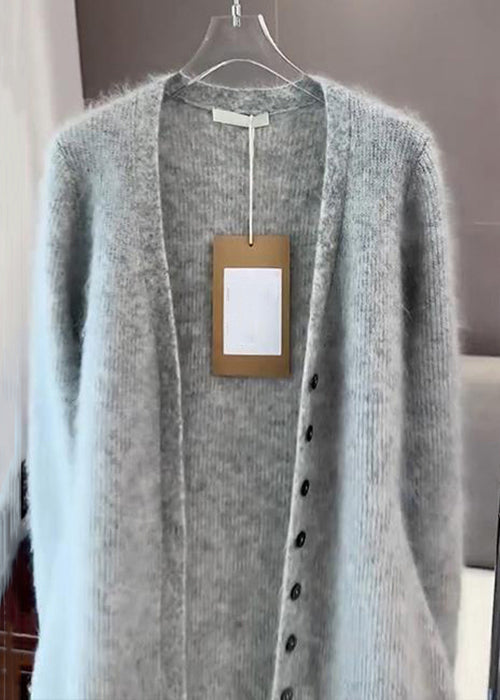 Effortlessly Elegant Cardigan with a Timeless Design