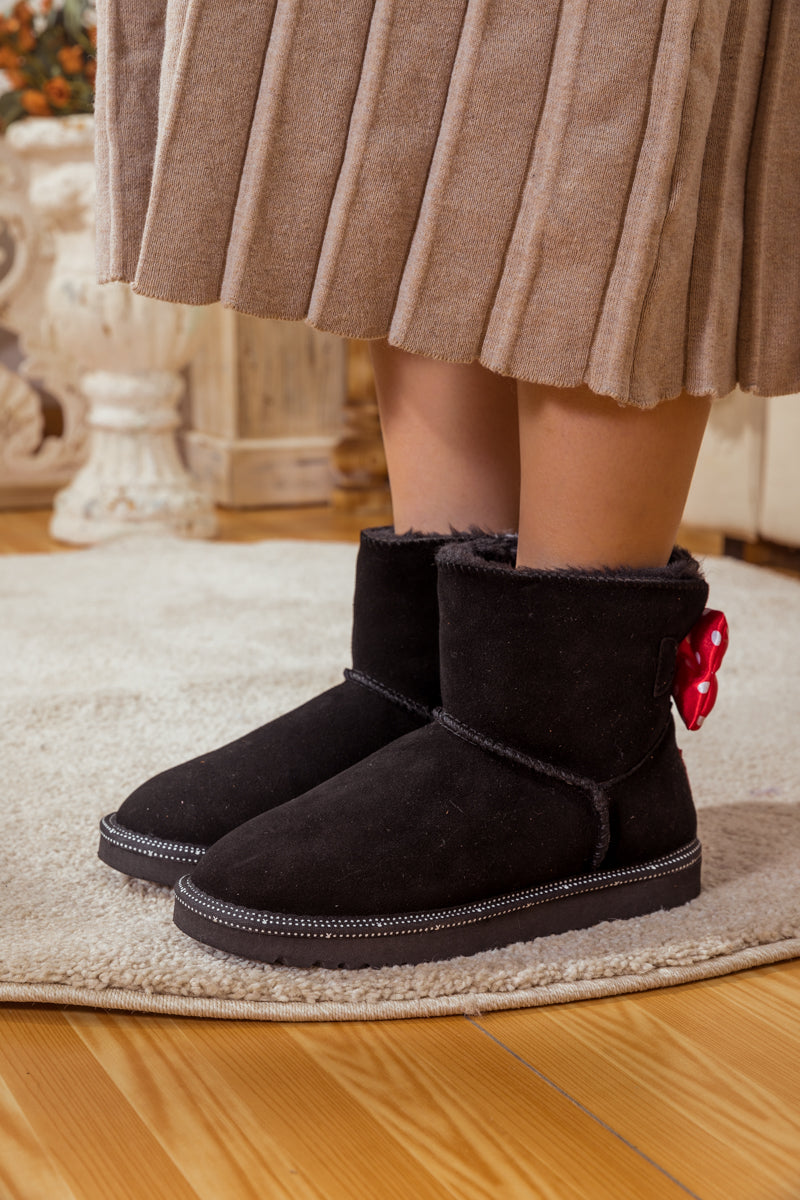 A Vintage Style Boots with Delicate Timeless Details