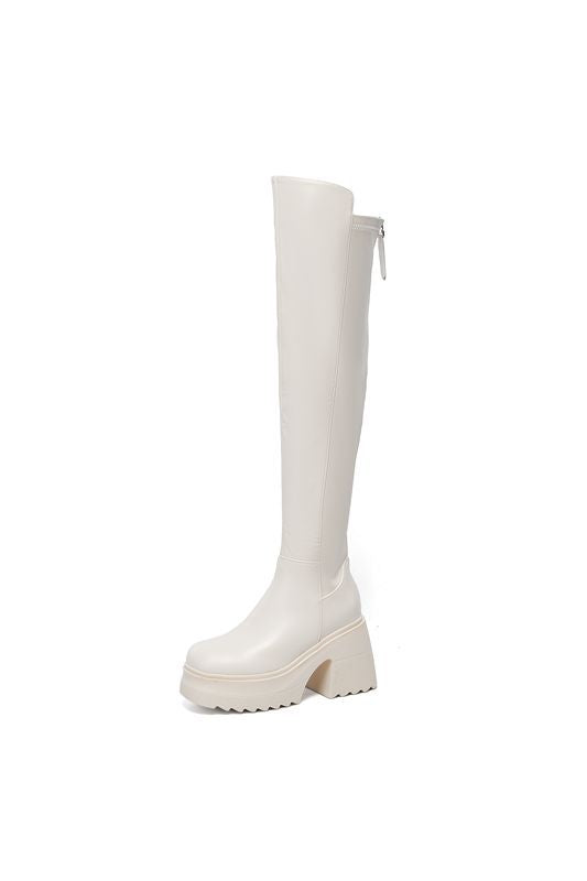 Effortlessly Elegant Boots with a Timeless Design