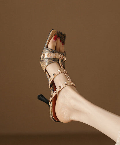 Beautifully Crafted Garment in a Classic Style