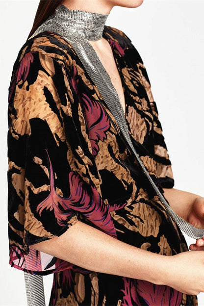 Gracefully Styled Garment for Any Occasion