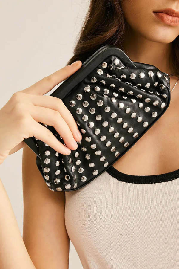 Beautifully Crafted Bag in a Classic Style