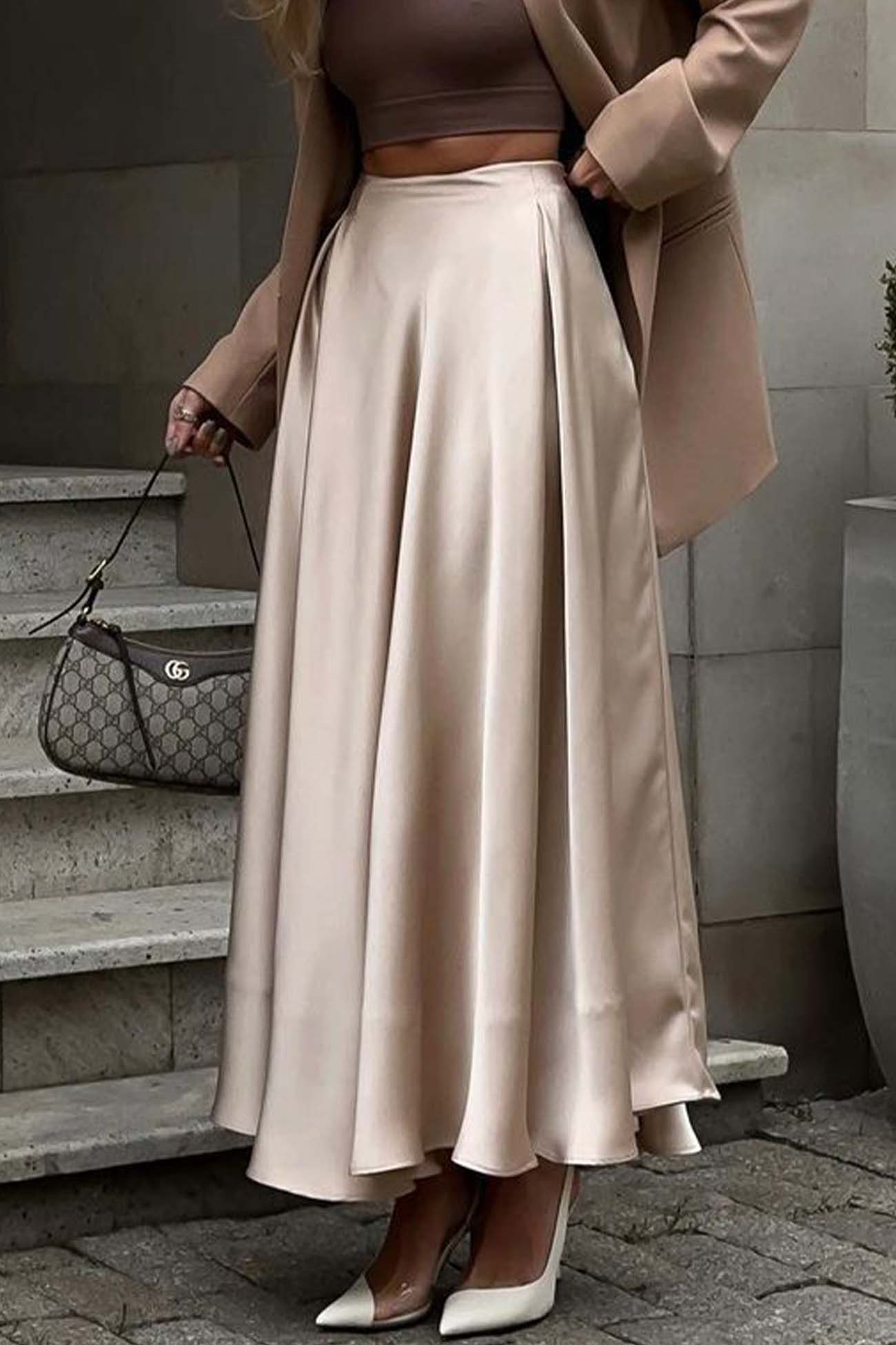 Beautifully Finished Garment in a Timeless Design