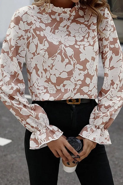 Elegantly Styled Blouse for Everyday Wear
