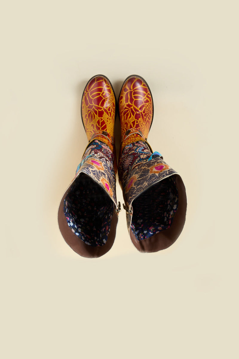 Classic Vintage Boots with a Flattering Fit