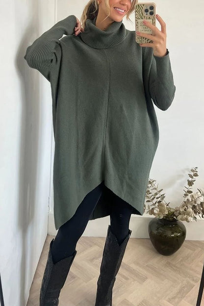 Well Tailored Sweater with a Graceful Silhouette