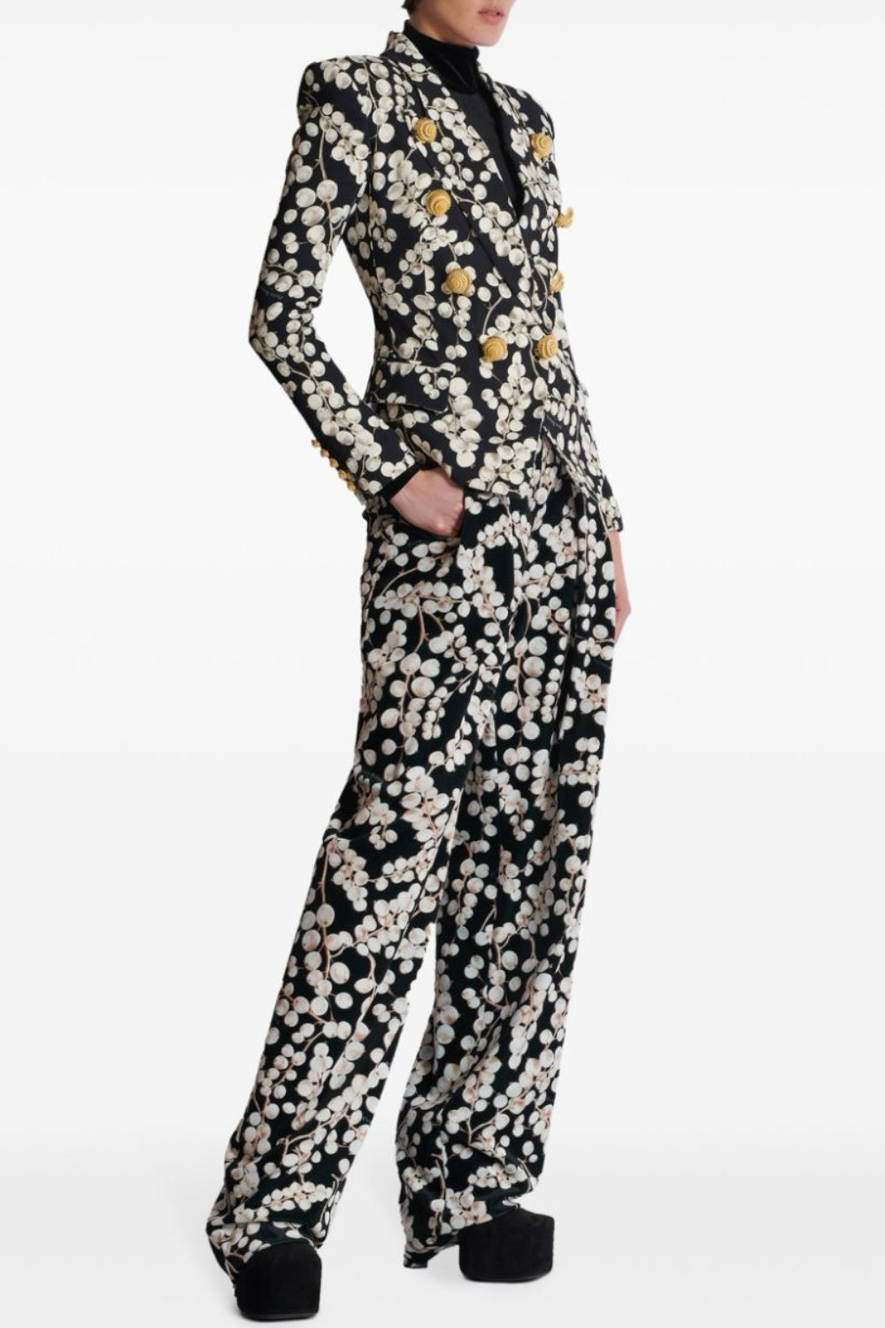 Beautifully Crafted Garment in a Classic Style