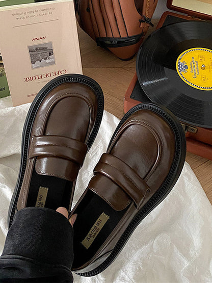 A Vintage Style Shoes with Delicate Timeless Details