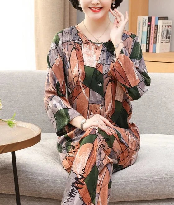 Gracefully Styled Garment for Any Occasion